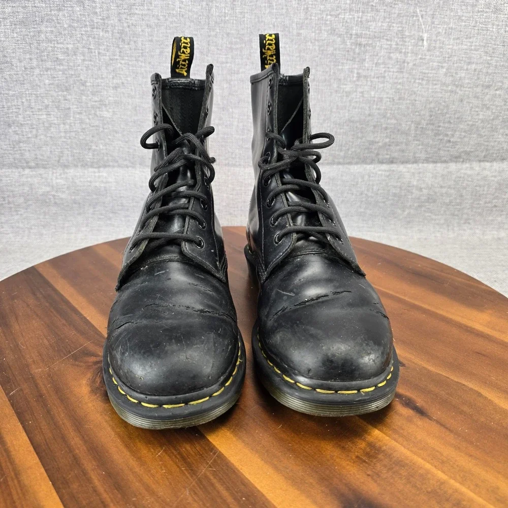Dr. Martens 1460 Smooth Black Leather 8-Eye Combat Boots Mens 9 Womens 10 11821